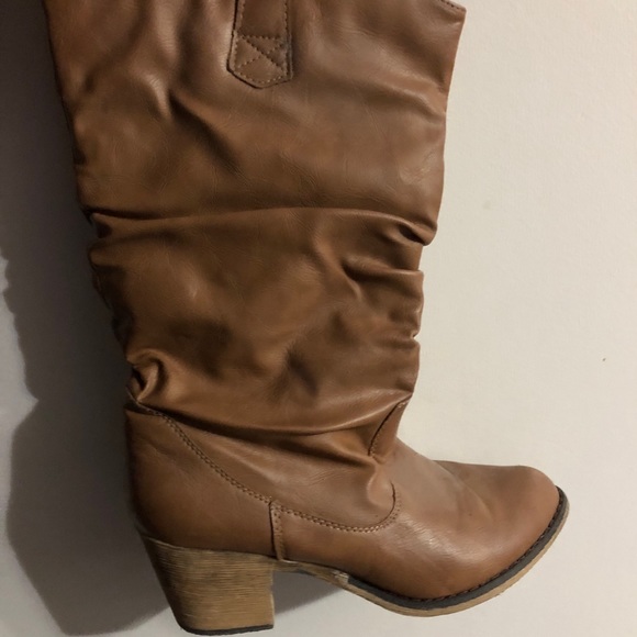 Cowboy Boots - Picture 2 of 3